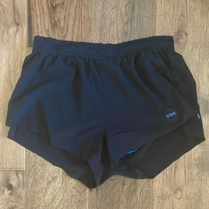Janji - Women’s 3” AFO Middle Short in black - size S